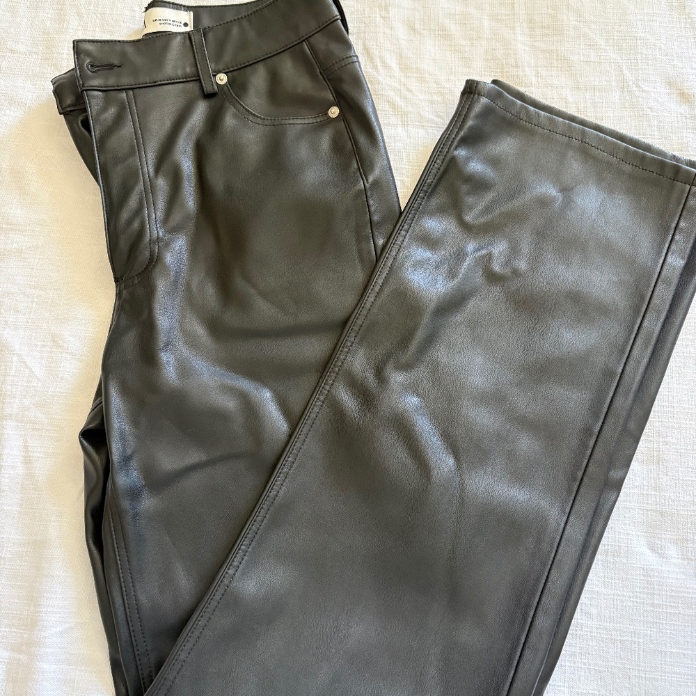 Zara Black Faux Leather Pants Women’s Size 4 Straight Leg Vegan Leather Trousers
